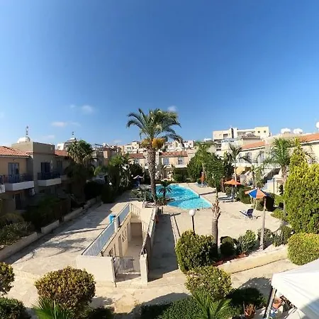 Maya Paphos