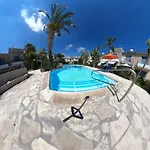 Maya Сasa de vacaciones *